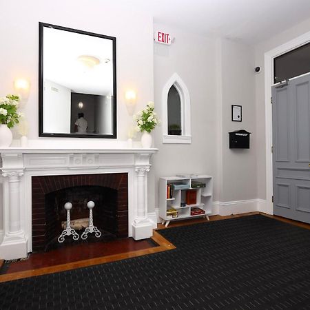 Furnished Newbury Street Studio, #6 ボストン エクステリア 写真