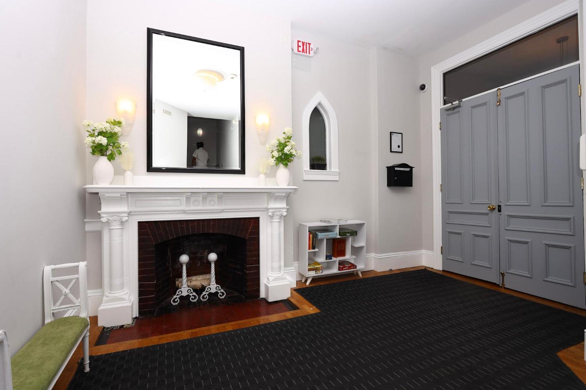 Furnished Newbury Street Studio, #6 ボストン エクステリア 写真