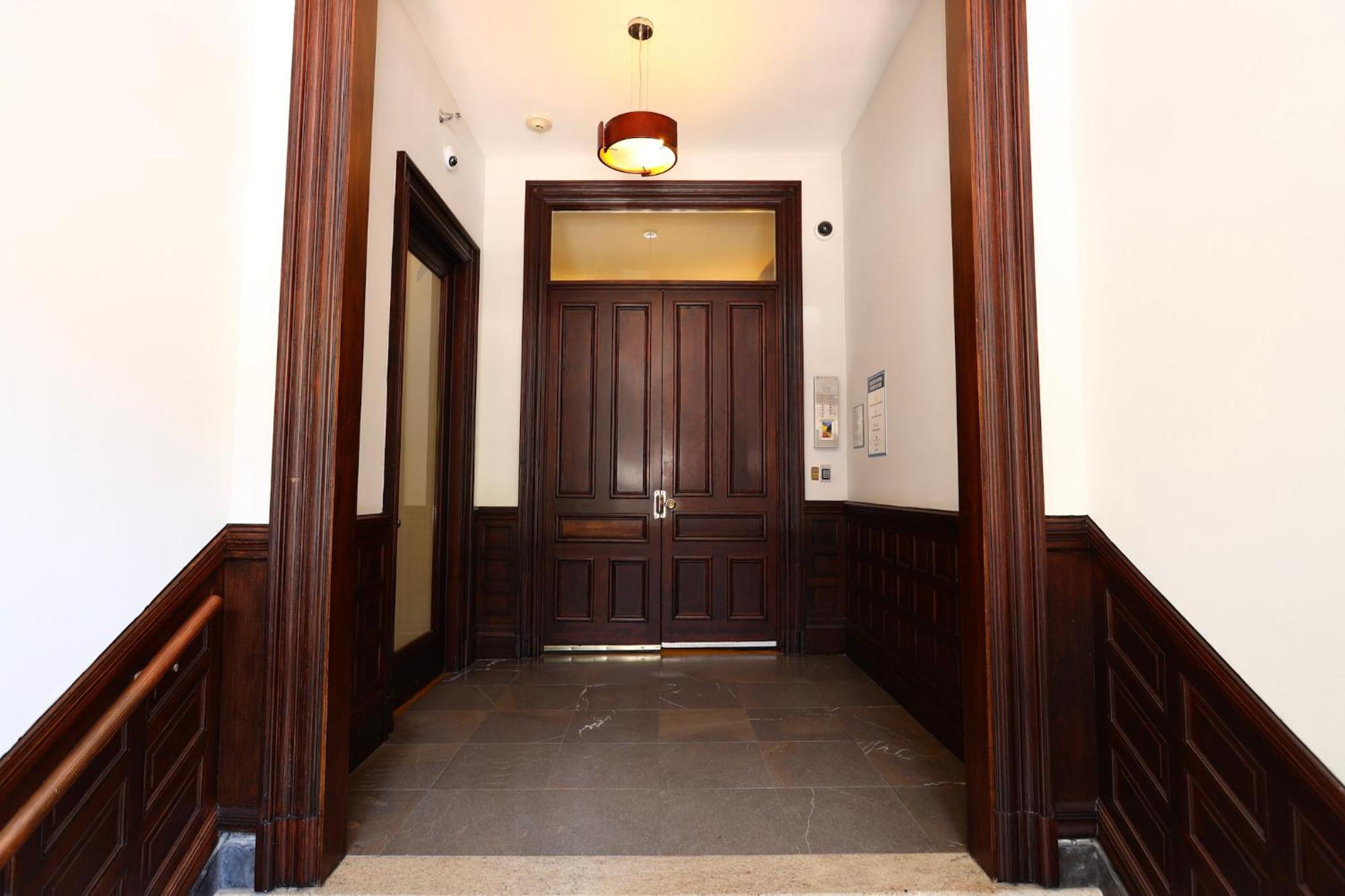 Furnished Newbury Street Studio, #6 ボストン エクステリア 写真